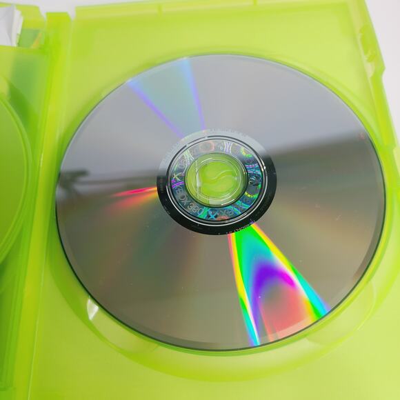 Grand Theft Auto V Five XBOX Live Video Game 2013 TESTED w/Booklet & Poster - Picture 6 of 6